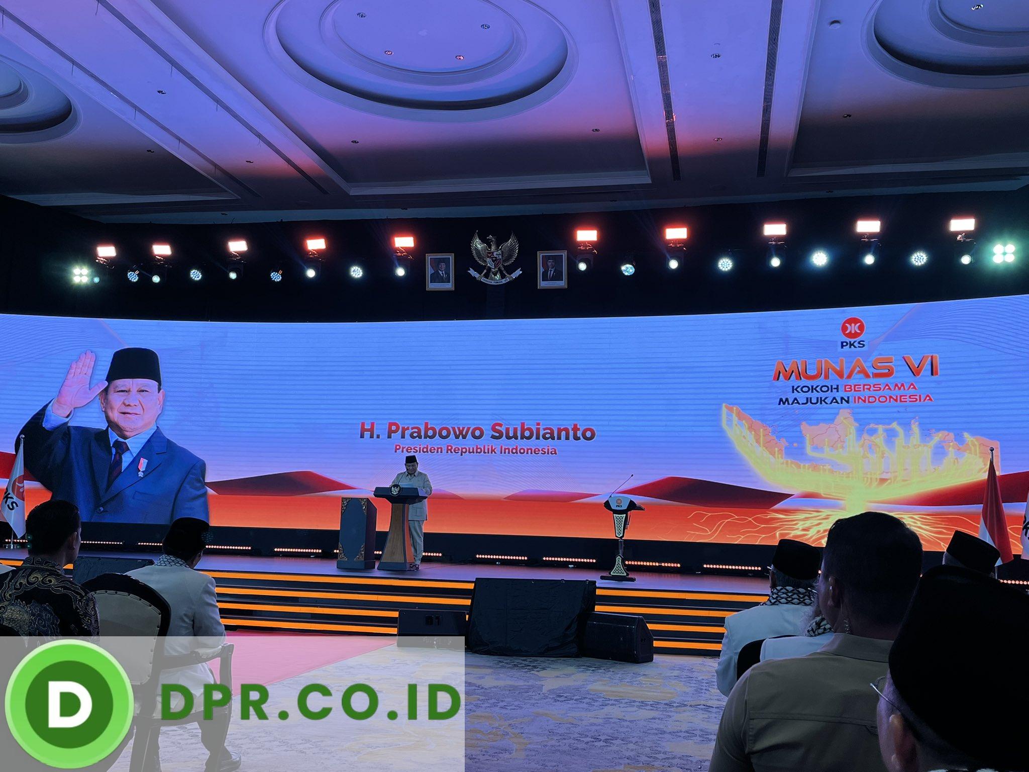 Prabowo saat menghadiri Munas PKS 2025