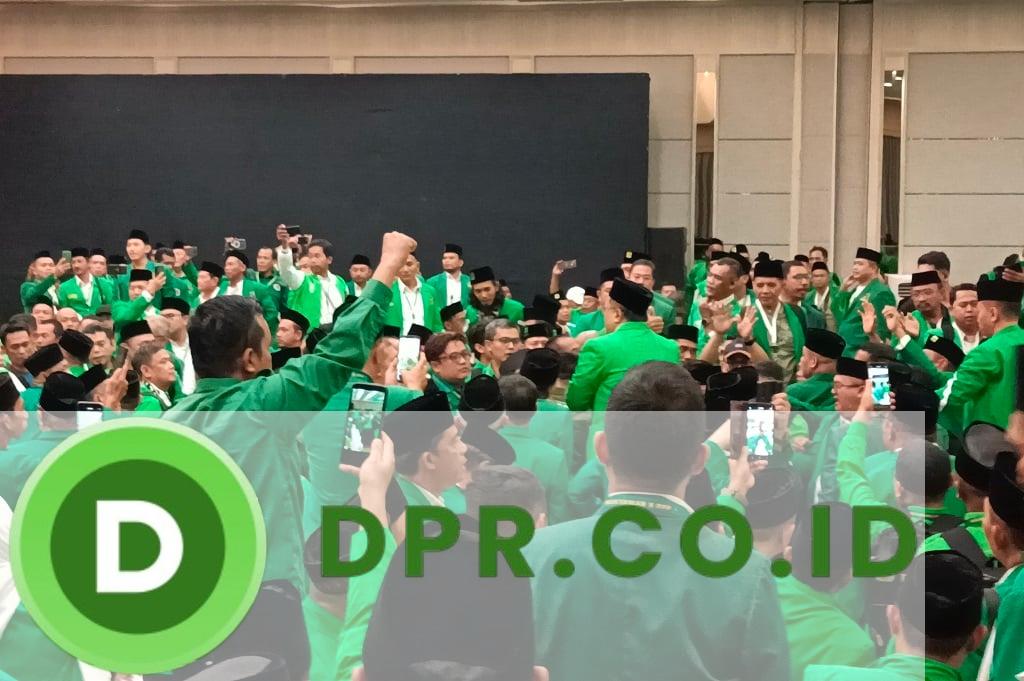 Suasana kisruh mewarnai sidang dalam Muktamar X PPP yang digelar di Ancol Jakarta, Sabtu (27/09)
