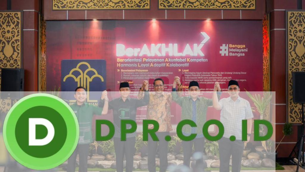 Menteri Hukum, Supratman Andi Agtas, bersama dua kubu PPP yang berseteru.