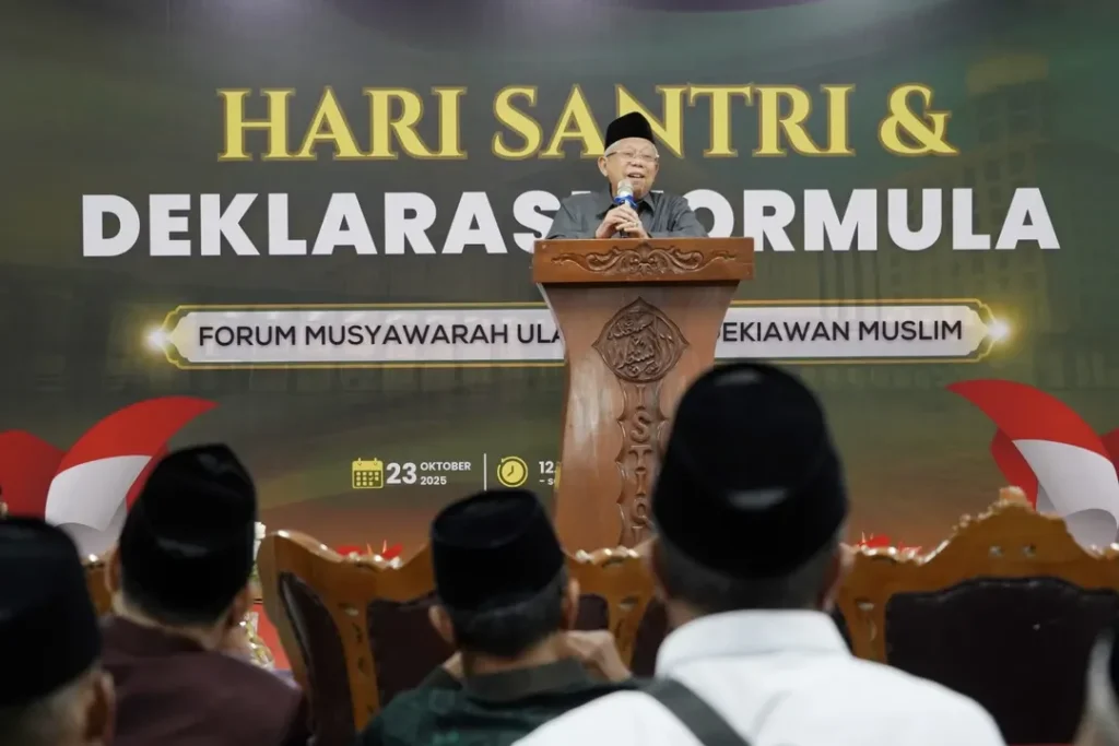 Ma'ruf Amin saat menyampaikan sambutan saat diresmikannya Formula Santri di Jakarta, Kamis (23/10)