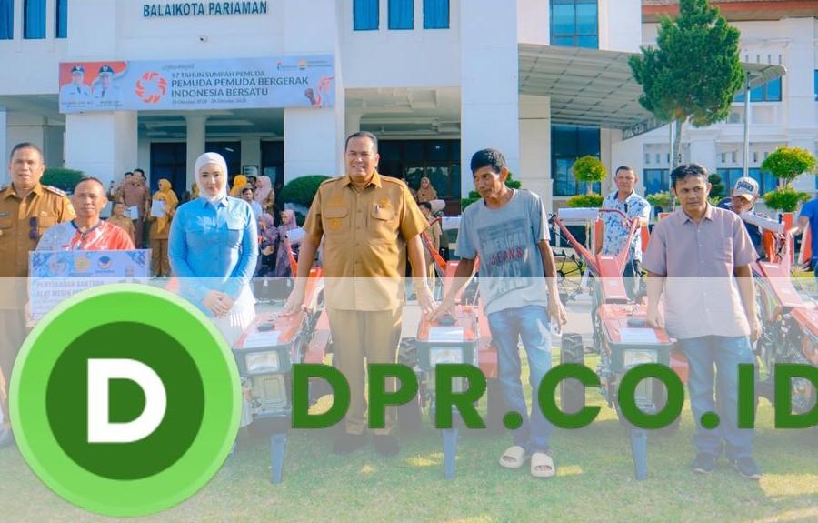Anggota Komisi IV DPR RI, Cindy Monica (kedua kiri)