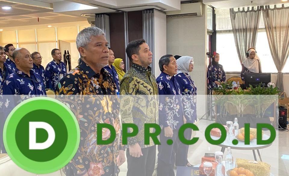 Habib Idrus Salim Al Jufri (kedua dari kiri)
