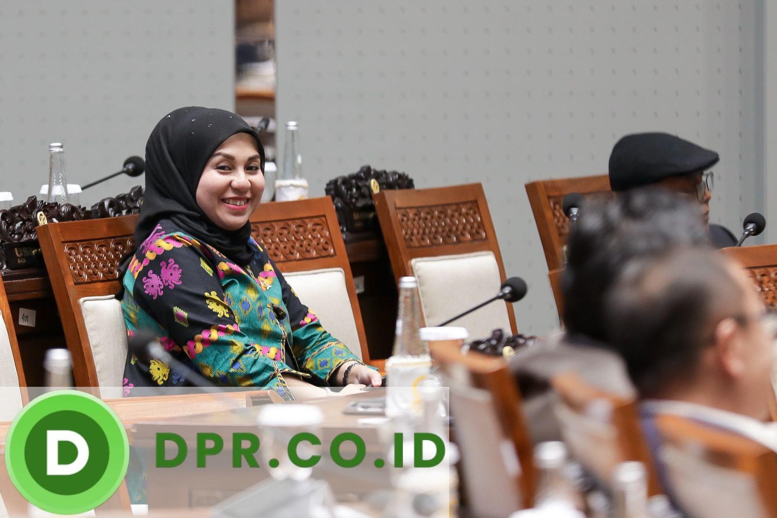 Anggota Komisi VIII DPR RI F-PKB, Mahdalena
