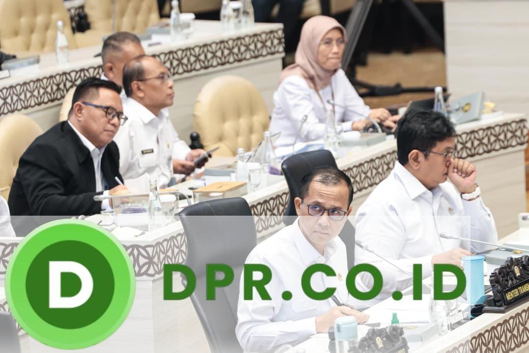 Menteri Transmigrasi, Iftitah Sulaiman dan Wamentrans, Viva Yoga Mauladi